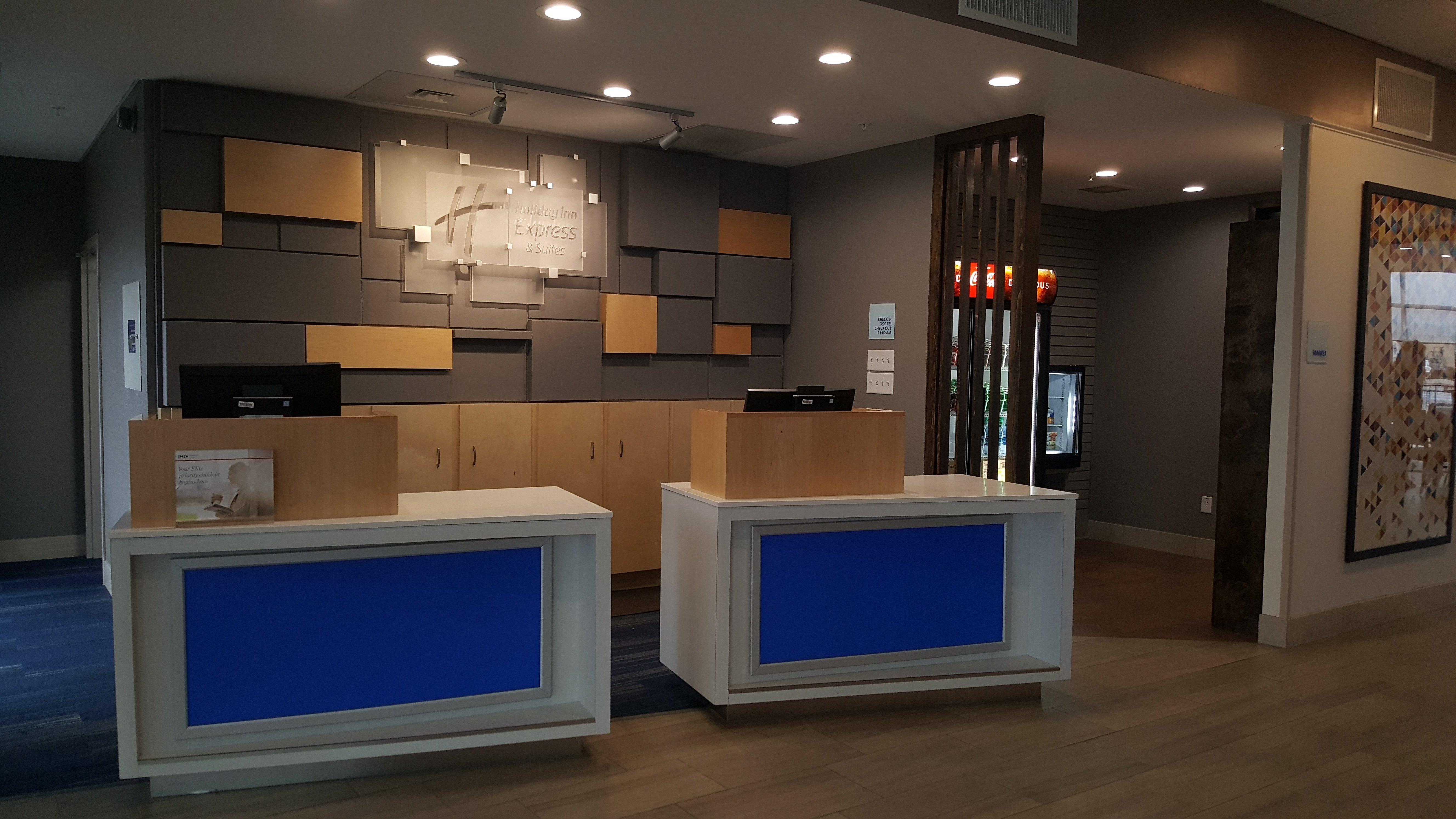 Holiday Inn Express & Suites West Memphis By Ihg Exterior photo