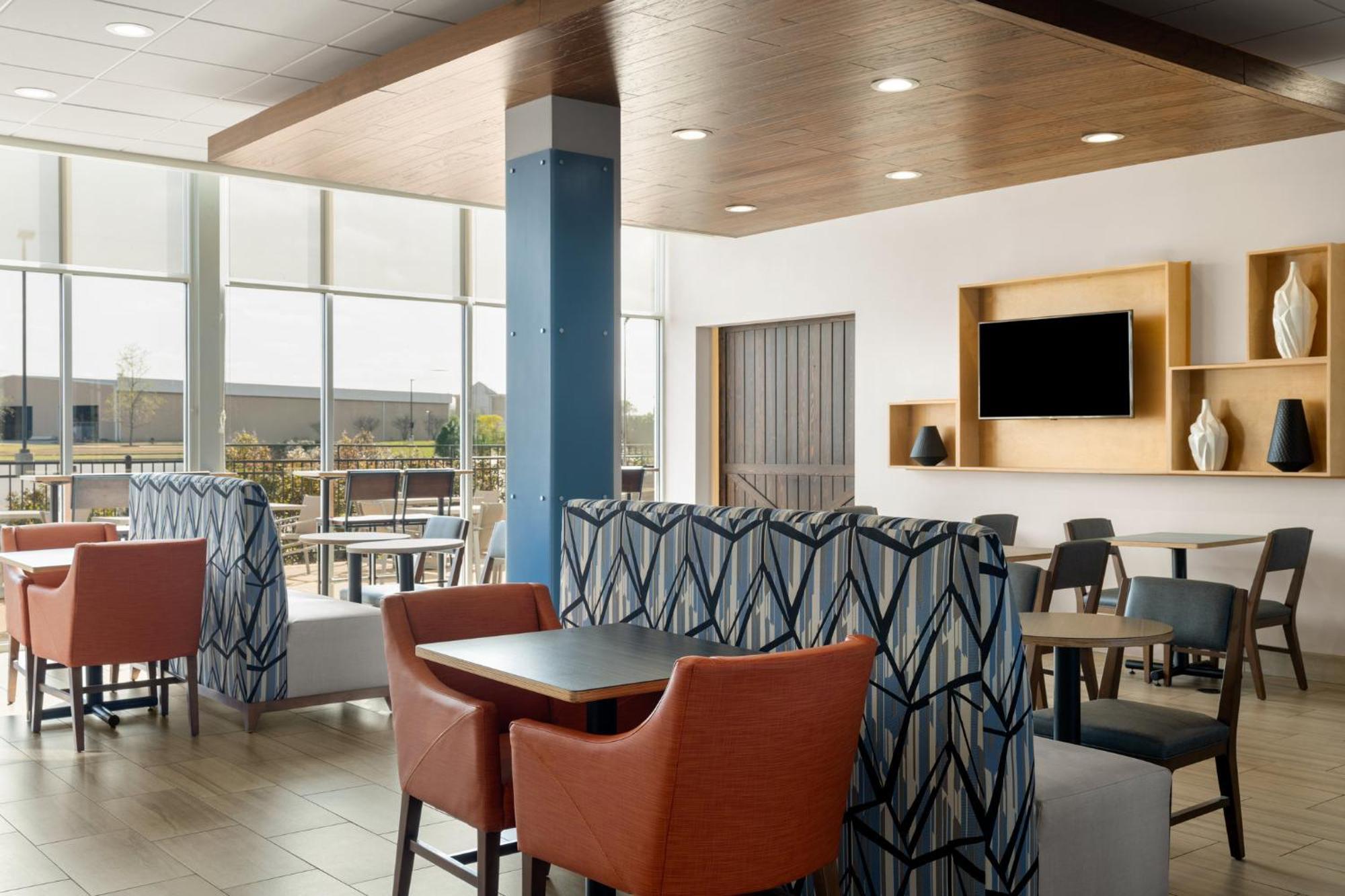Holiday Inn Express & Suites West Memphis By Ihg Exterior photo